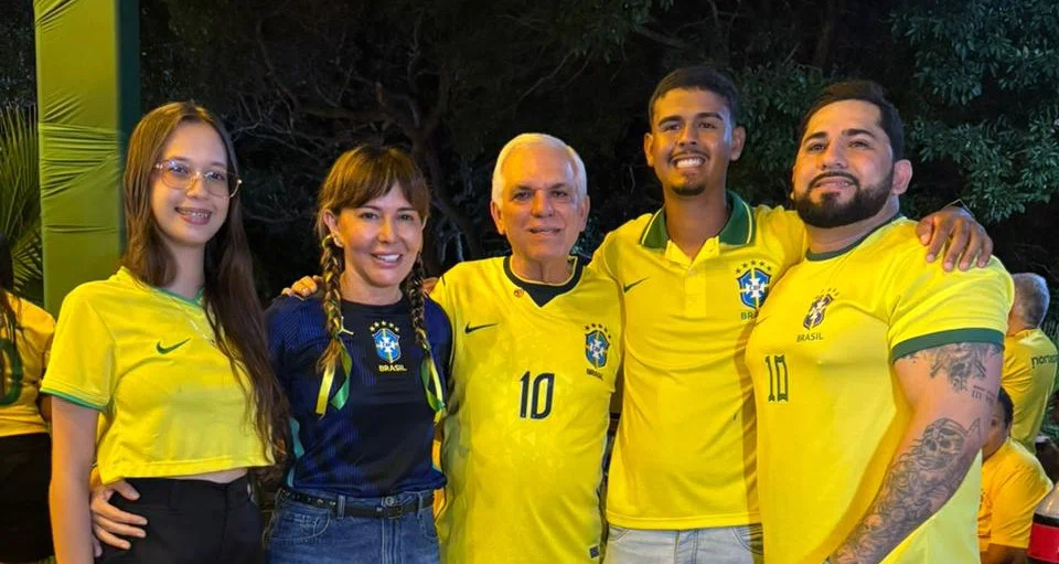 Prefeita Ivanária Sampaio comemora aniversário ao lado de amigos