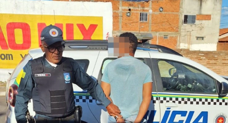 Polícia Militar prende homem suspeito de agredir companheira grávida em Regeneração