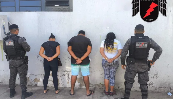 PM prende três pessoas e apreende arma em posto de combustíveis de Teresina