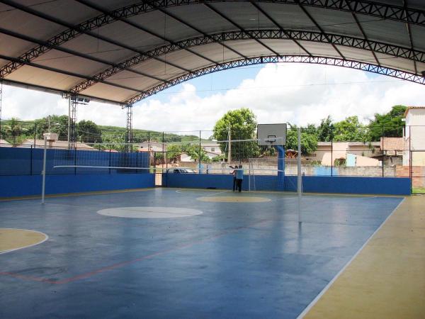 Escolas serão equipadas com quadras no padrão das oferecidas pelo FNDE(Imagem:Reprodução)