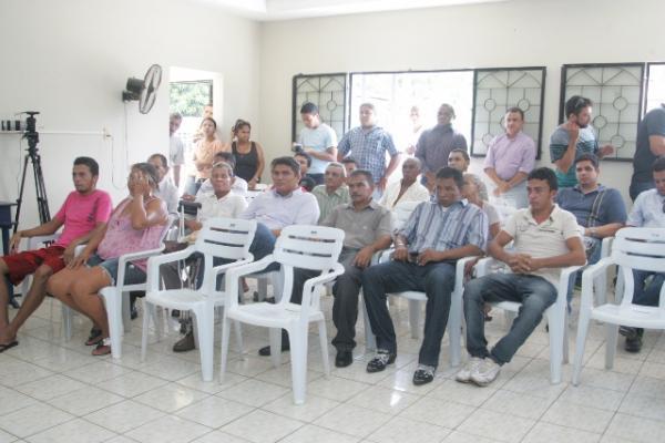 Caravana do PMDB em Santo Antôniod dos Milagres(Imagem:Reprodução)