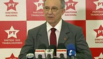 reeleito presidente do PT