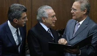 No Brasil, o bandido quer prender o mocinho